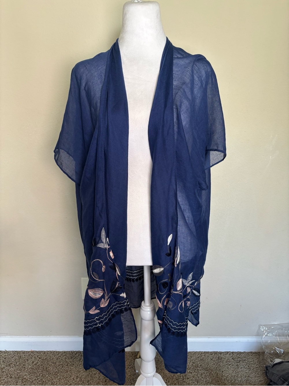 The Skyline Collection Blue Linen Woven Floral Embroidered Shawl Wrap Women NWT